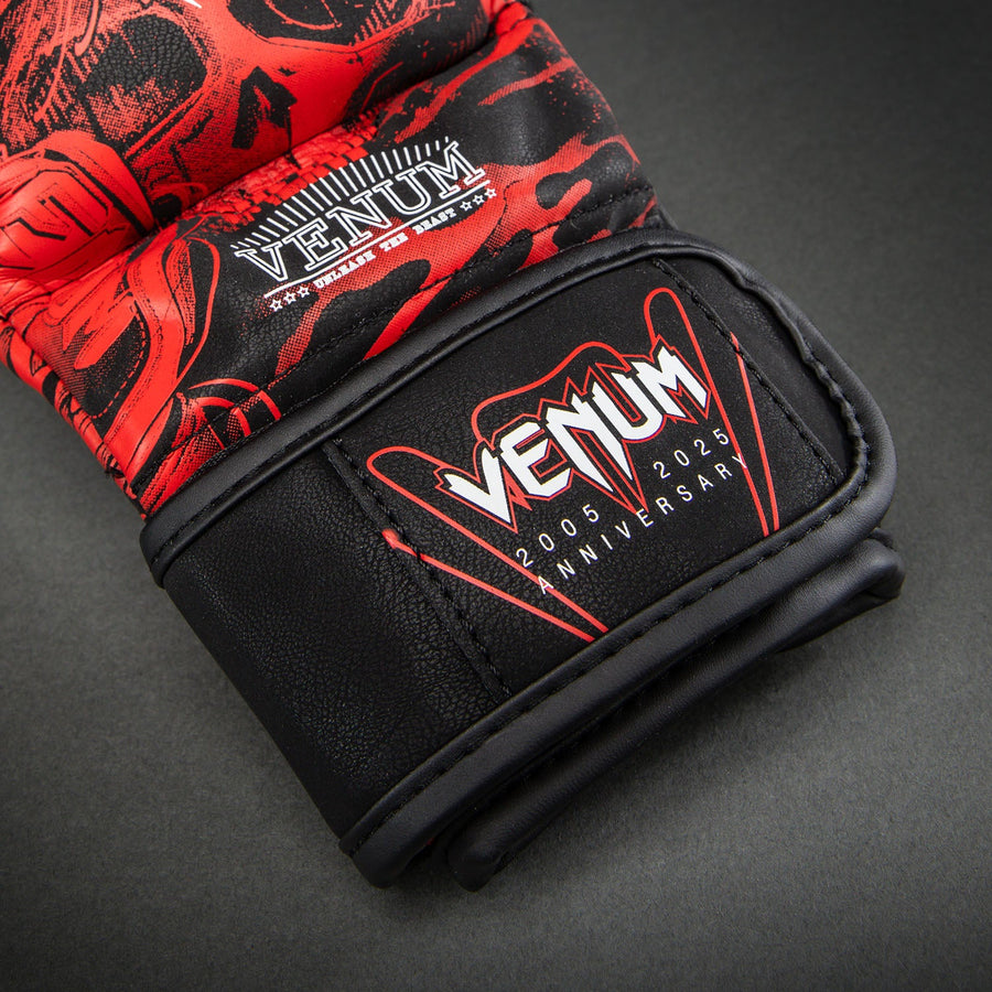 Venum 20th Anniversary Sparring Gloves - Black/Red — product view 6