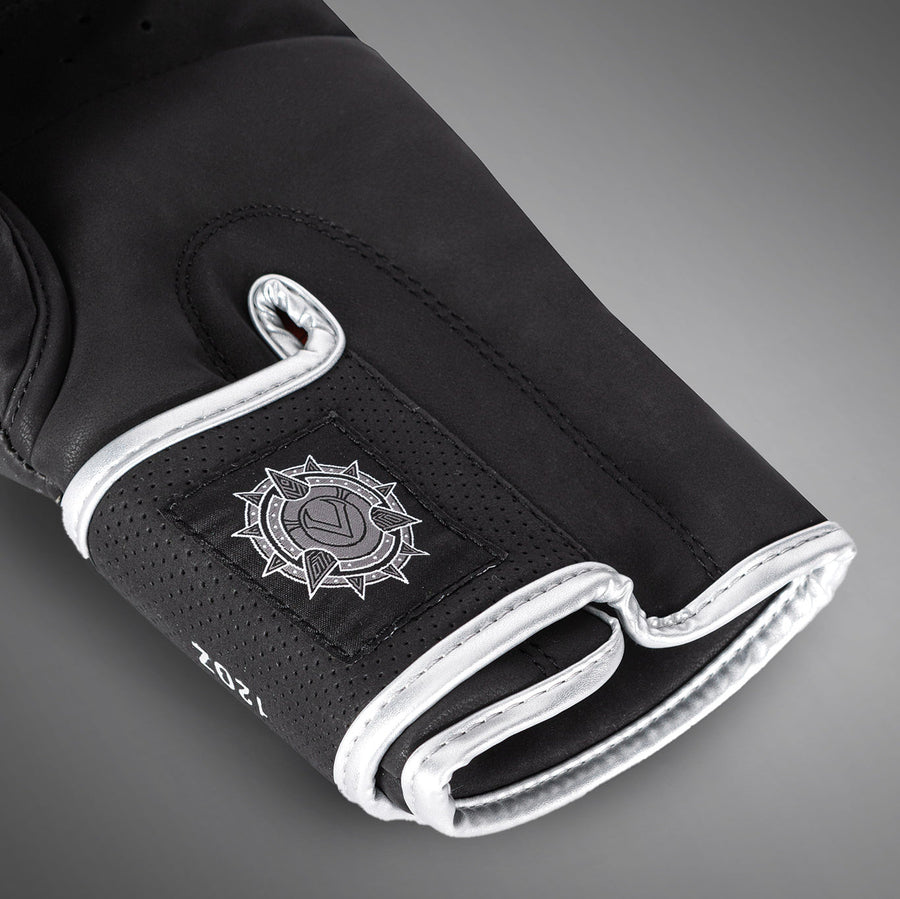 Venum Gladiator 5.0 Boxing Gloves - Black/Silver — product view 6