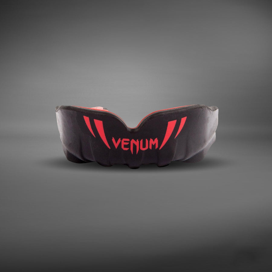 Venum Challenger Kids Mouthguard - Black/Red — product view 2