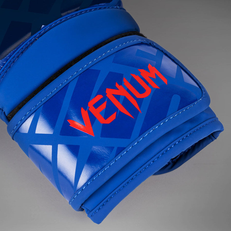Venum Contender 1.5 XT Boxing Gloves - Royal Blue — product view 3