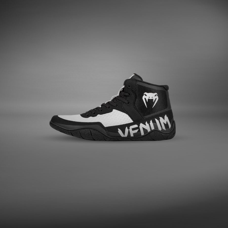 Venum Elite Wrestling Shoes - Black/White — product view 3