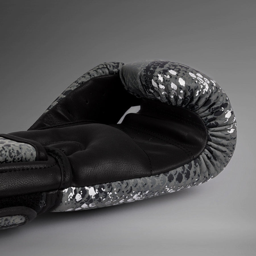 Venum Amazonia Boxing Gloves - Dark grey — product view 4