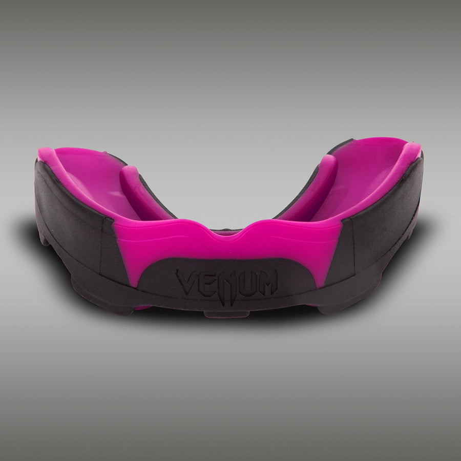 Venum Predator Mouthguard - Black/Pink