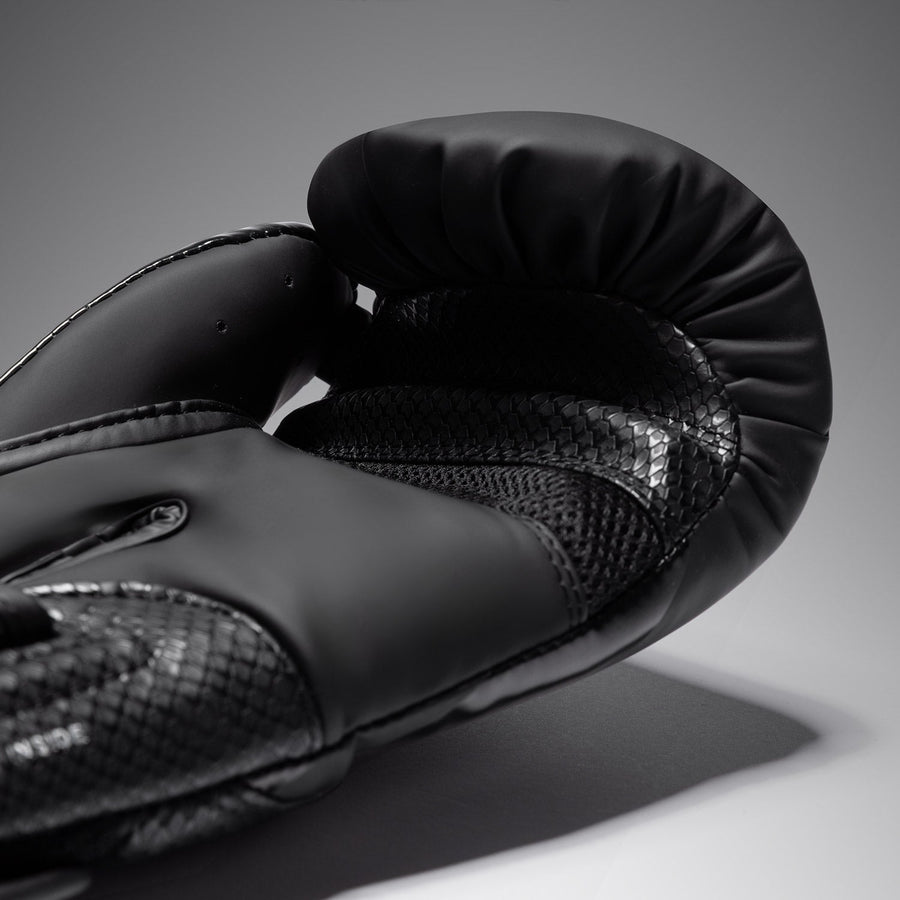 Venum Challenger 4.0 Scales Boxing Gloves - Black — product view 3