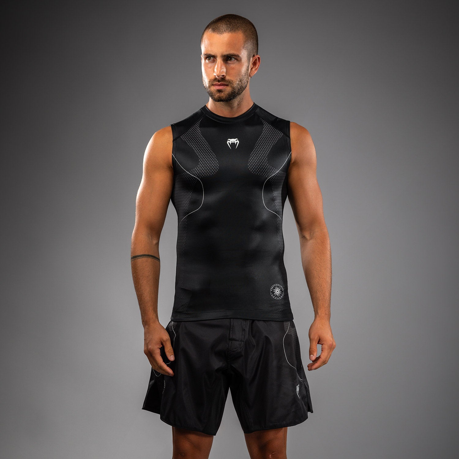 Venum Nexus Sleeveless Rashguard - Black/Silver