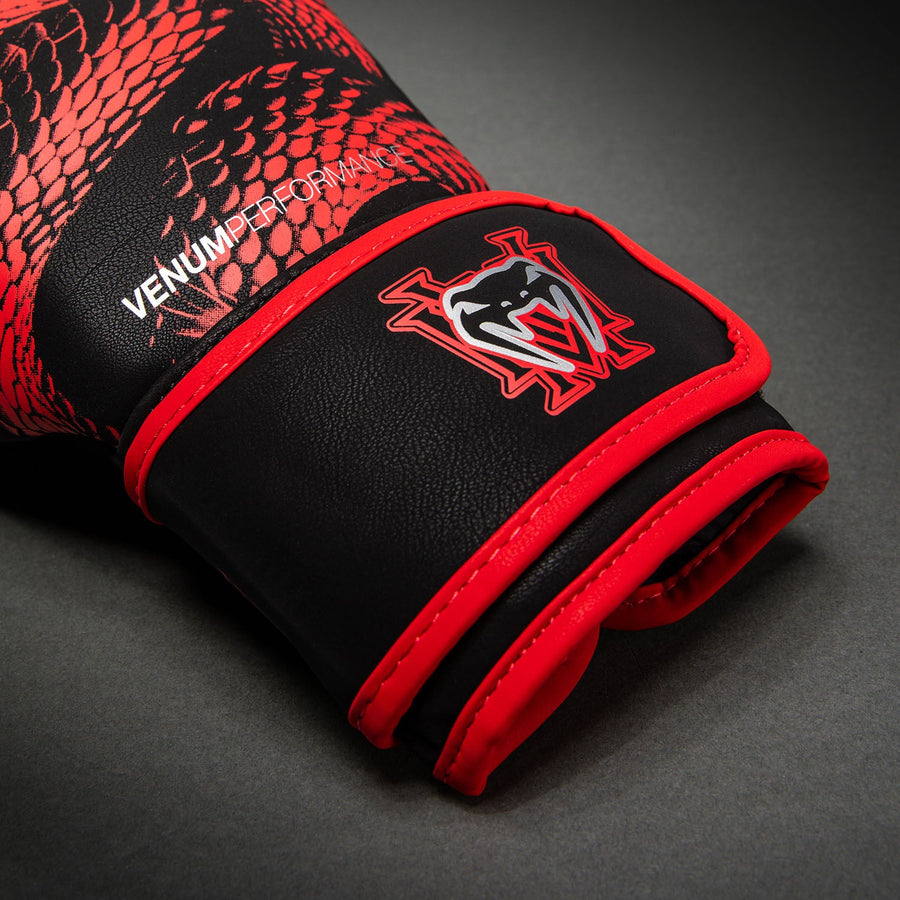 Venum Matupa Boxing Gloves - Black/Red/Silver — product view 4