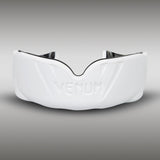 Venum Challenger Mouthguard — product view 2