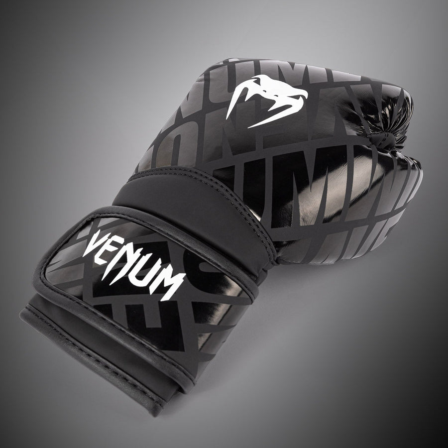 Venum Contender 1.5 XT Kids Boxing Gloves - Black — product view 5
