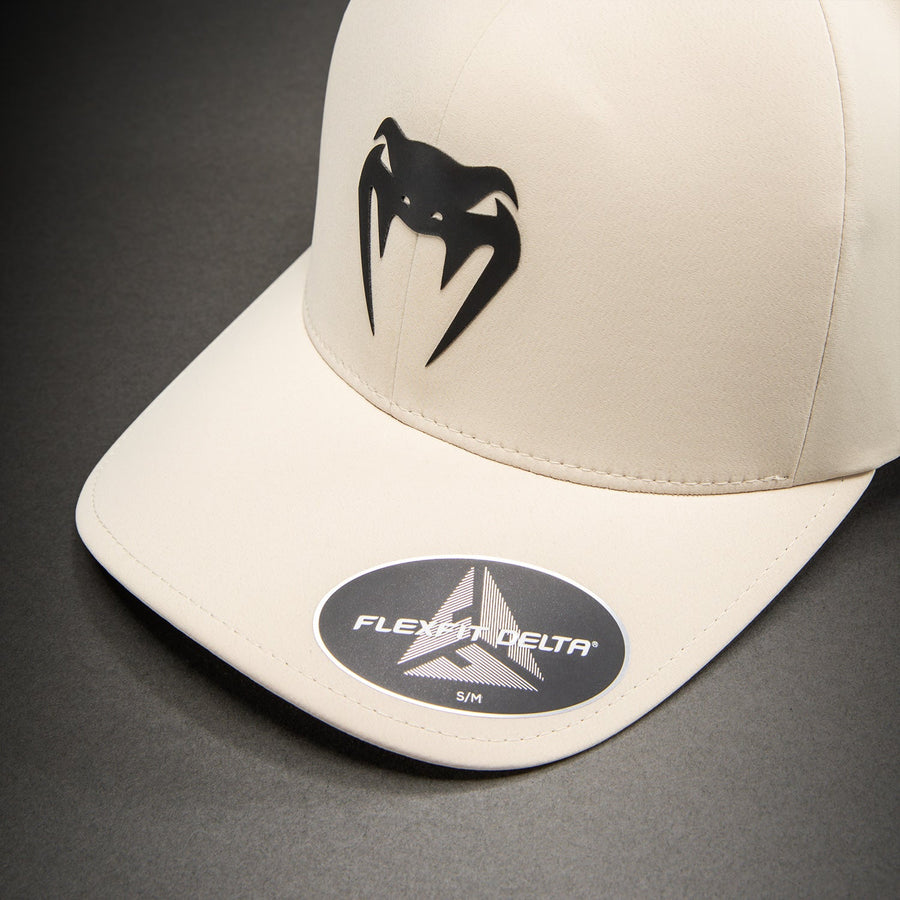 Venum Flexfit Delta Hat beige – visor and logo detail