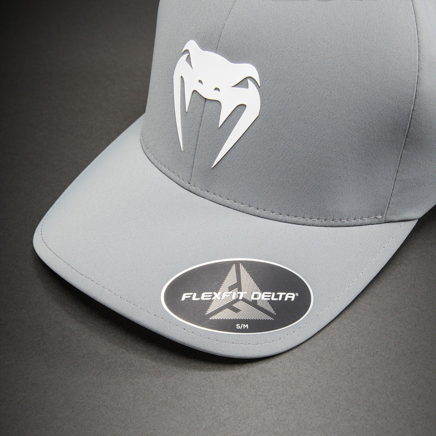Venum Flexfit Delta Hat grey – visor and logo detail